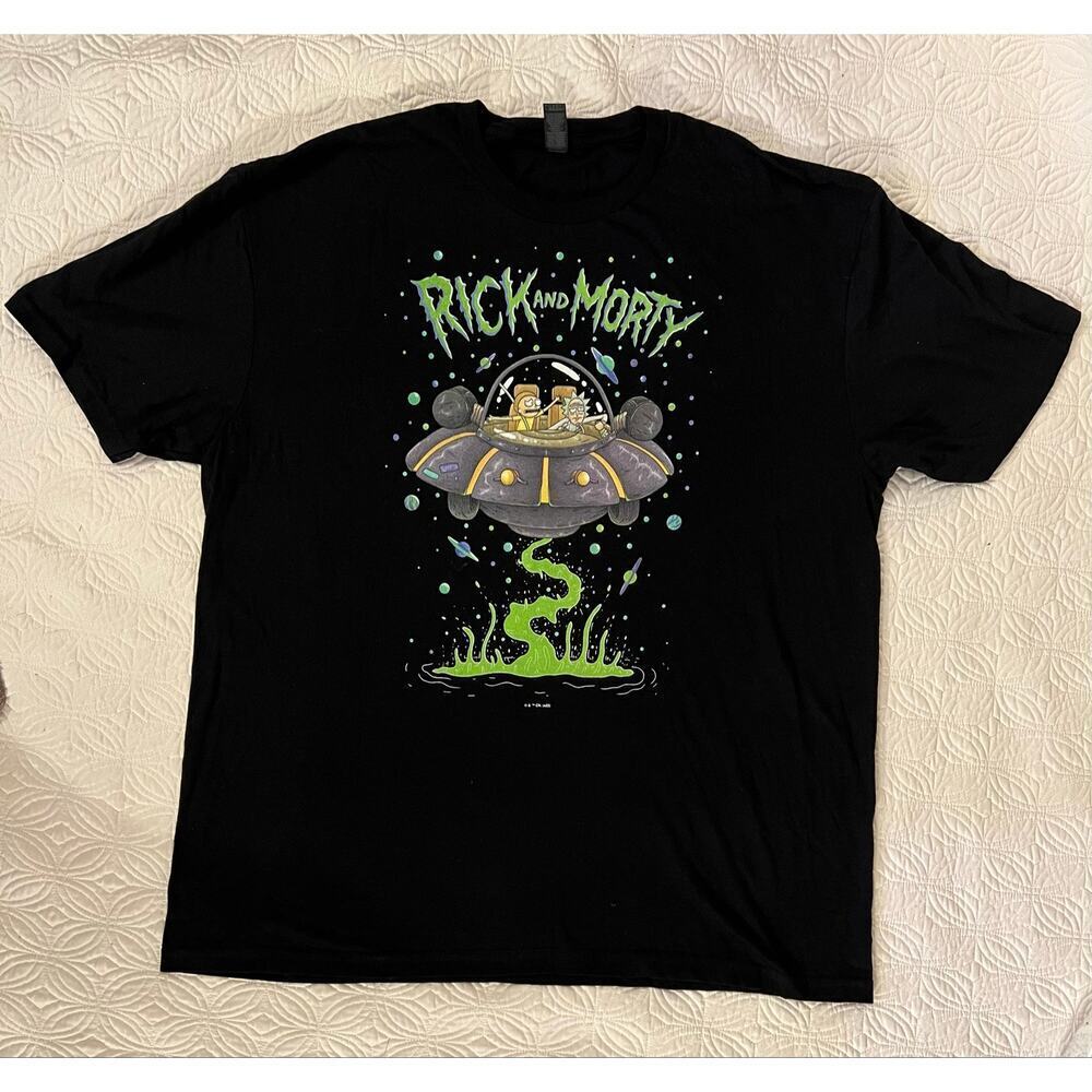 Men's Rick And Morty Spaceship Logo TeeSize XL